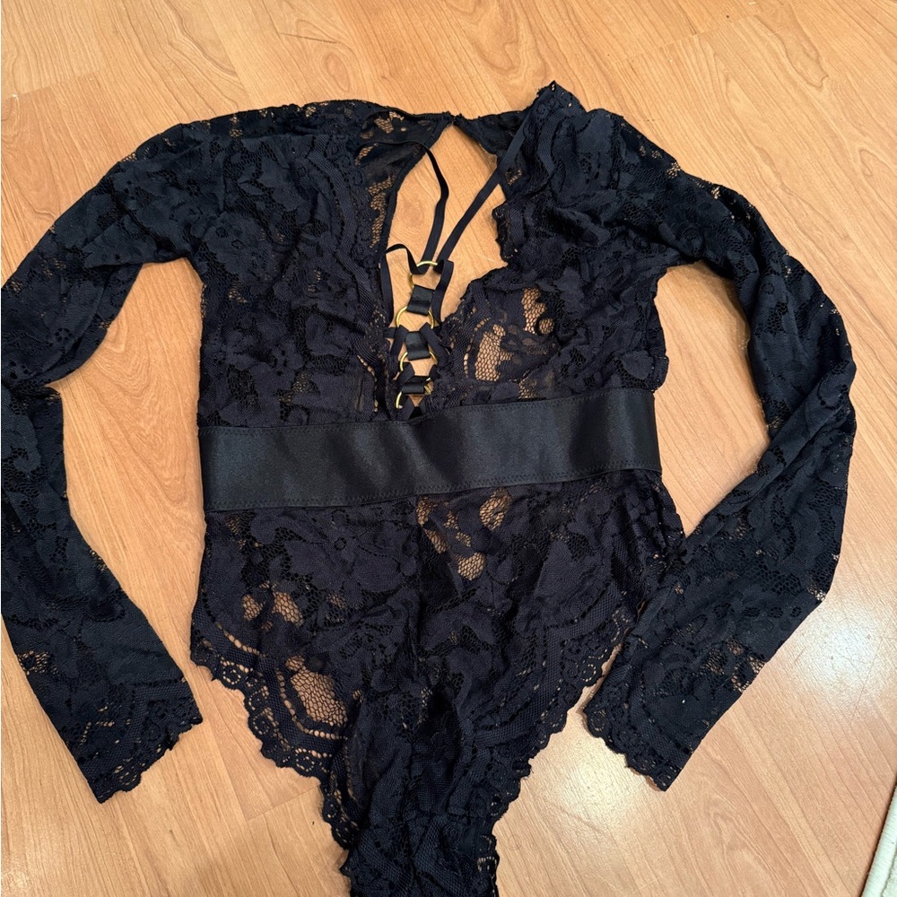 Brand New Elegant Black Lace Bodysuit